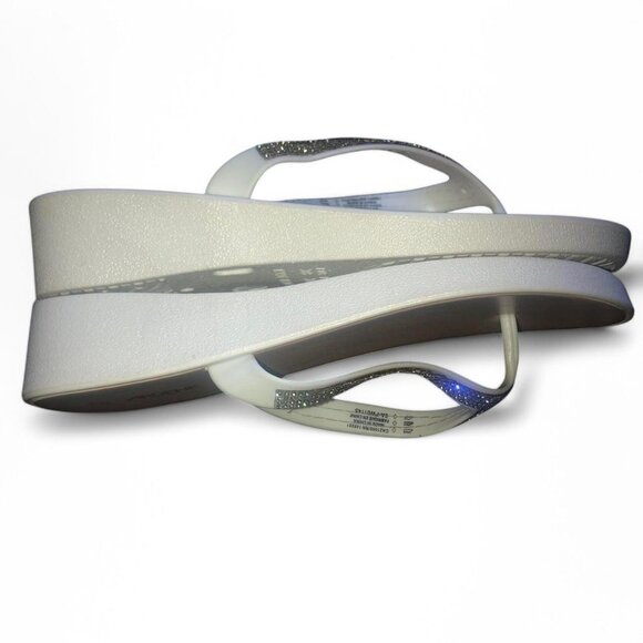 Ardene Gemstone Wedge Flip-Flops - Picture 4 of 6